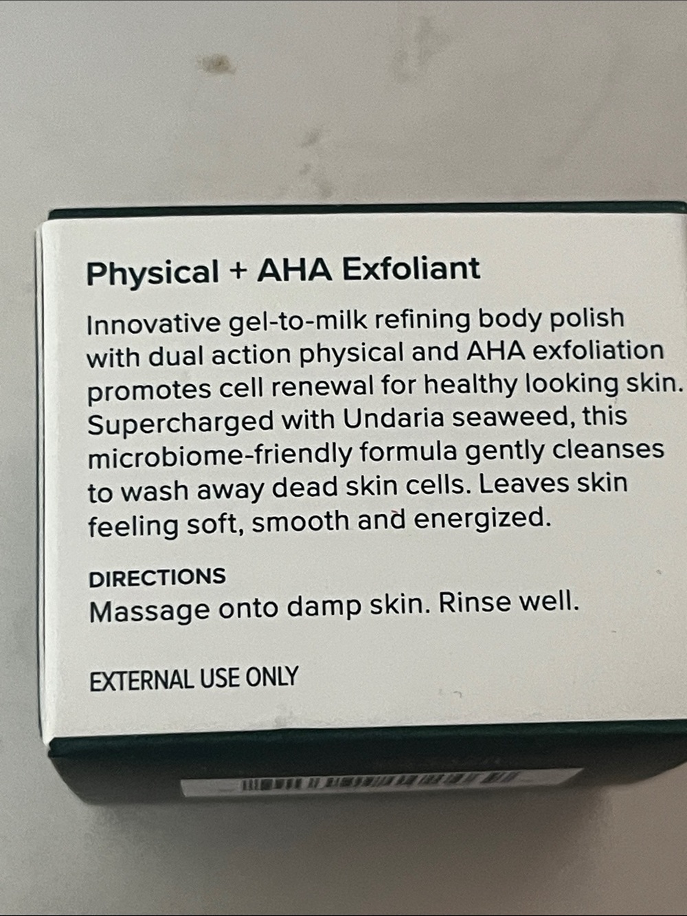 Sea Undaria Cleansing Body Polish - White & Dark Green - Picture 3 of 4
